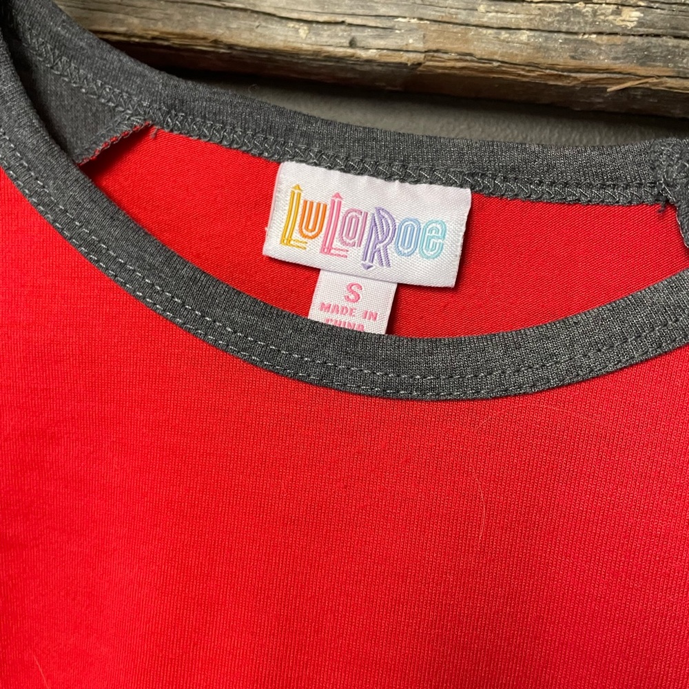 LuLaRoe Randy Tee